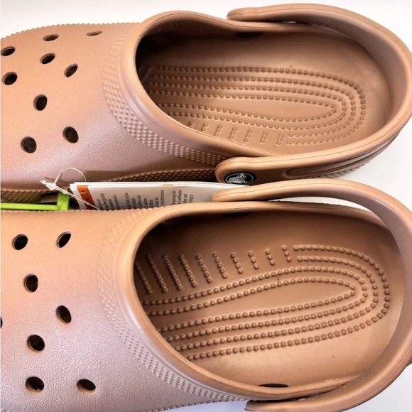 CROCS Classic Clogs with Strap NWT M7/W9 - Latte Brown - Picture 2 of 8